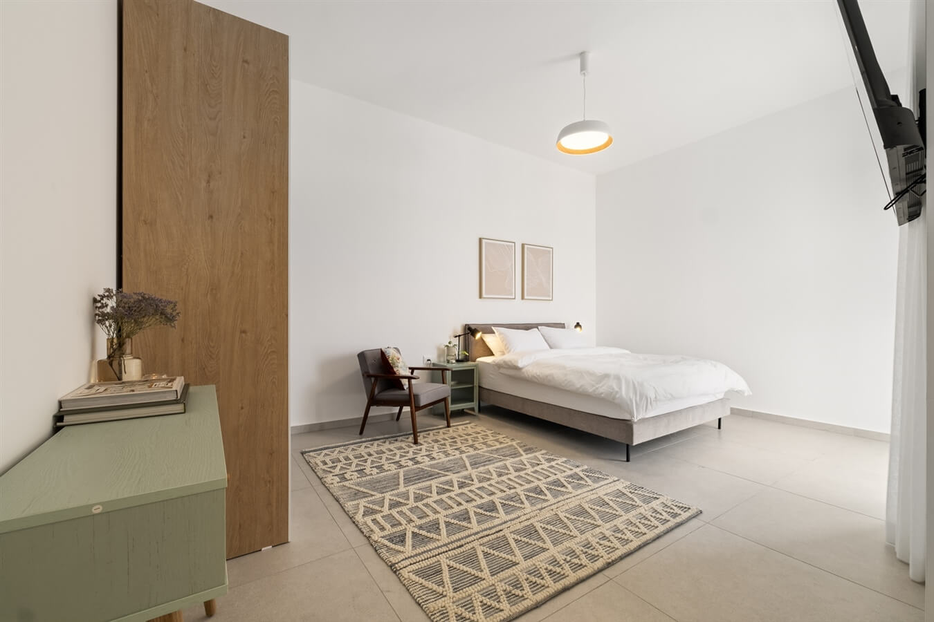 תמונה של דירות 4 חדרי שינה - 3