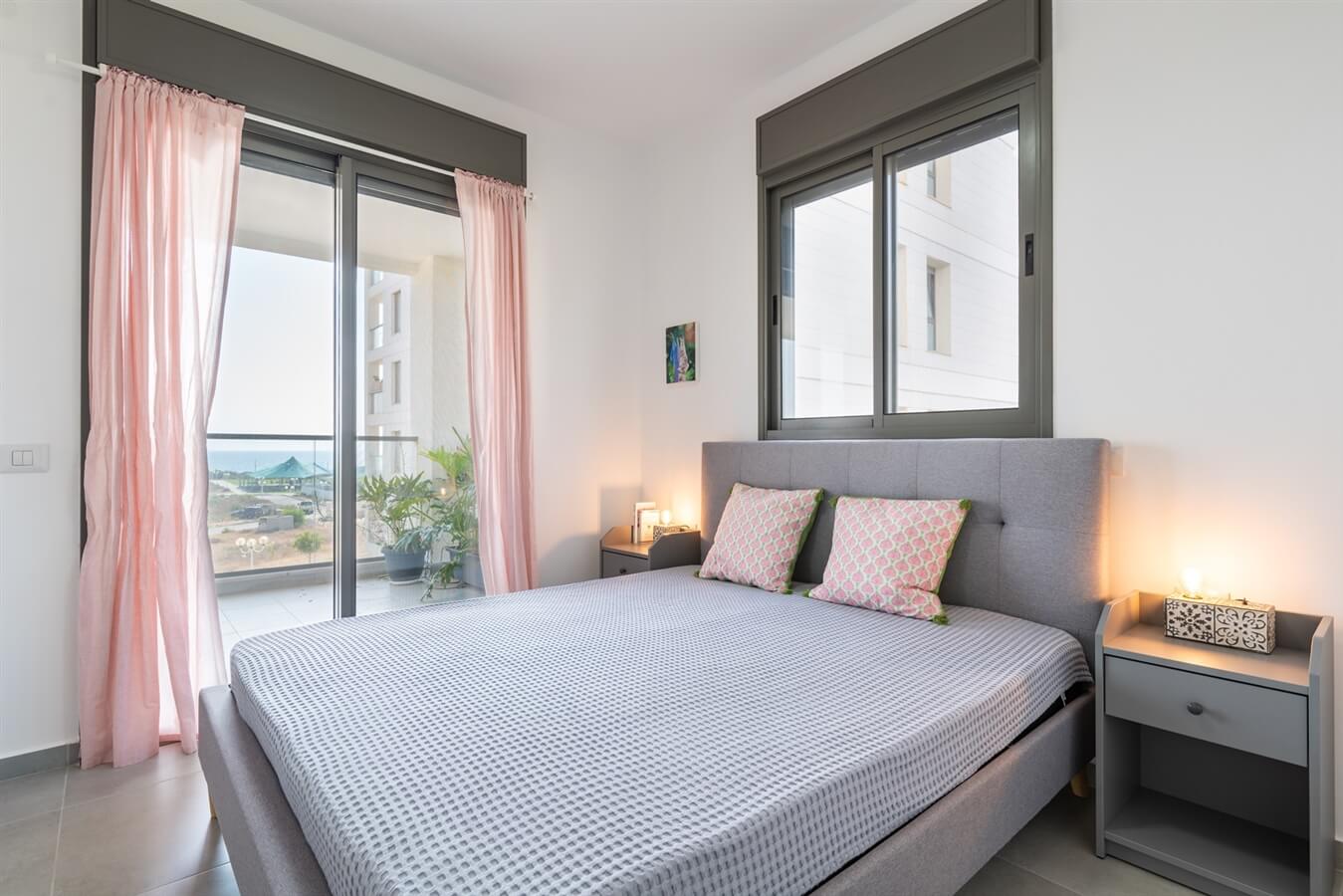 תמונה של דירות 4 חדרי שינה - 6