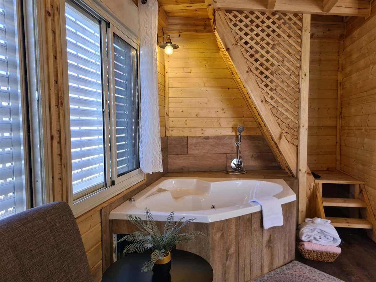 תמונה של בקתת עץ משפחתית - 12