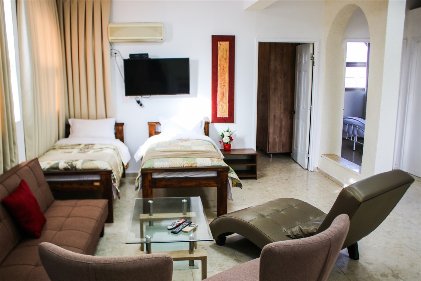 תמונה של לוט 2 - 3 תמונה של לוט 2 - 3