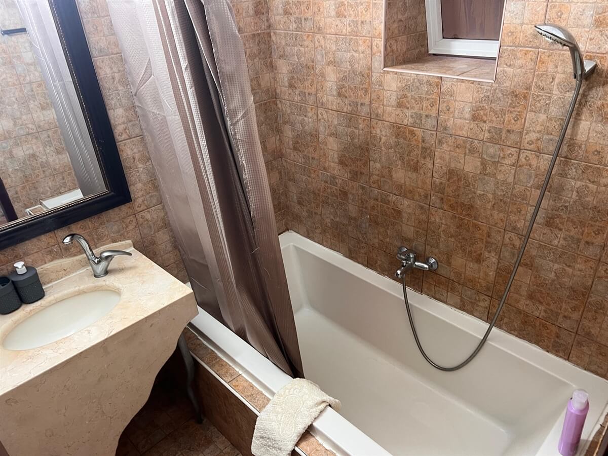 תמונה של LORD OF THE DEAD SEA - 11