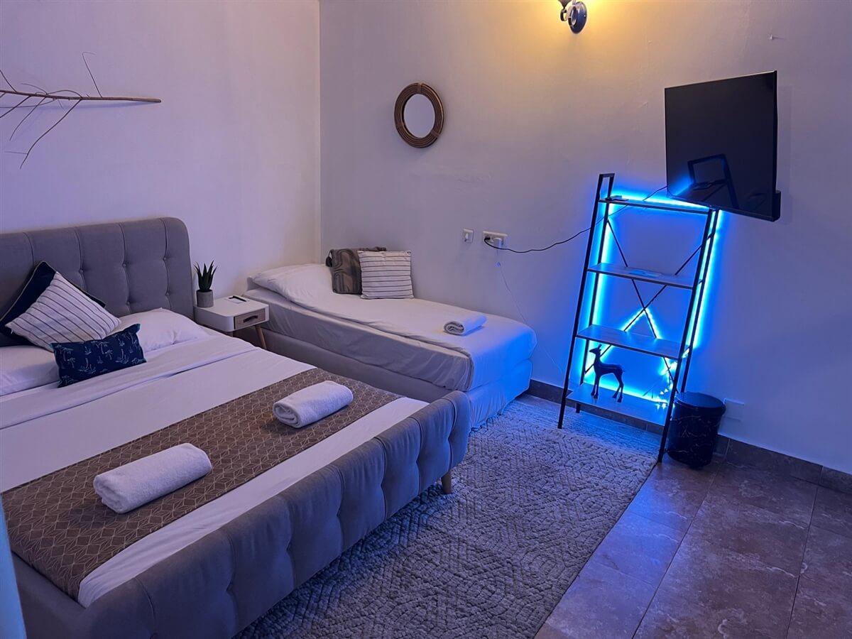 תמונה של LORD OF THE DEAD SEA - 8