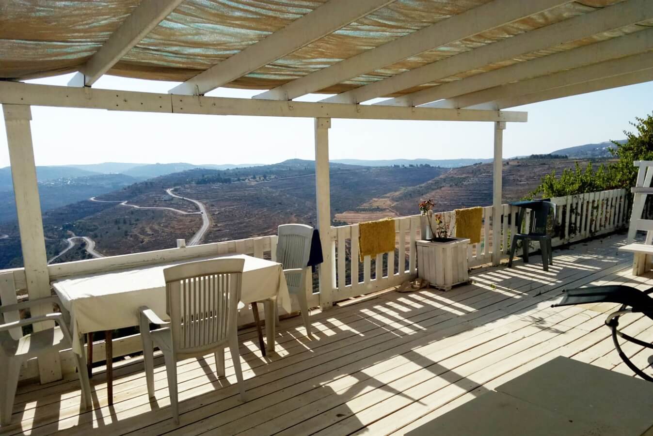 תמונה של לינה בסלע - 7 תמונה של לינה בסלע - 7