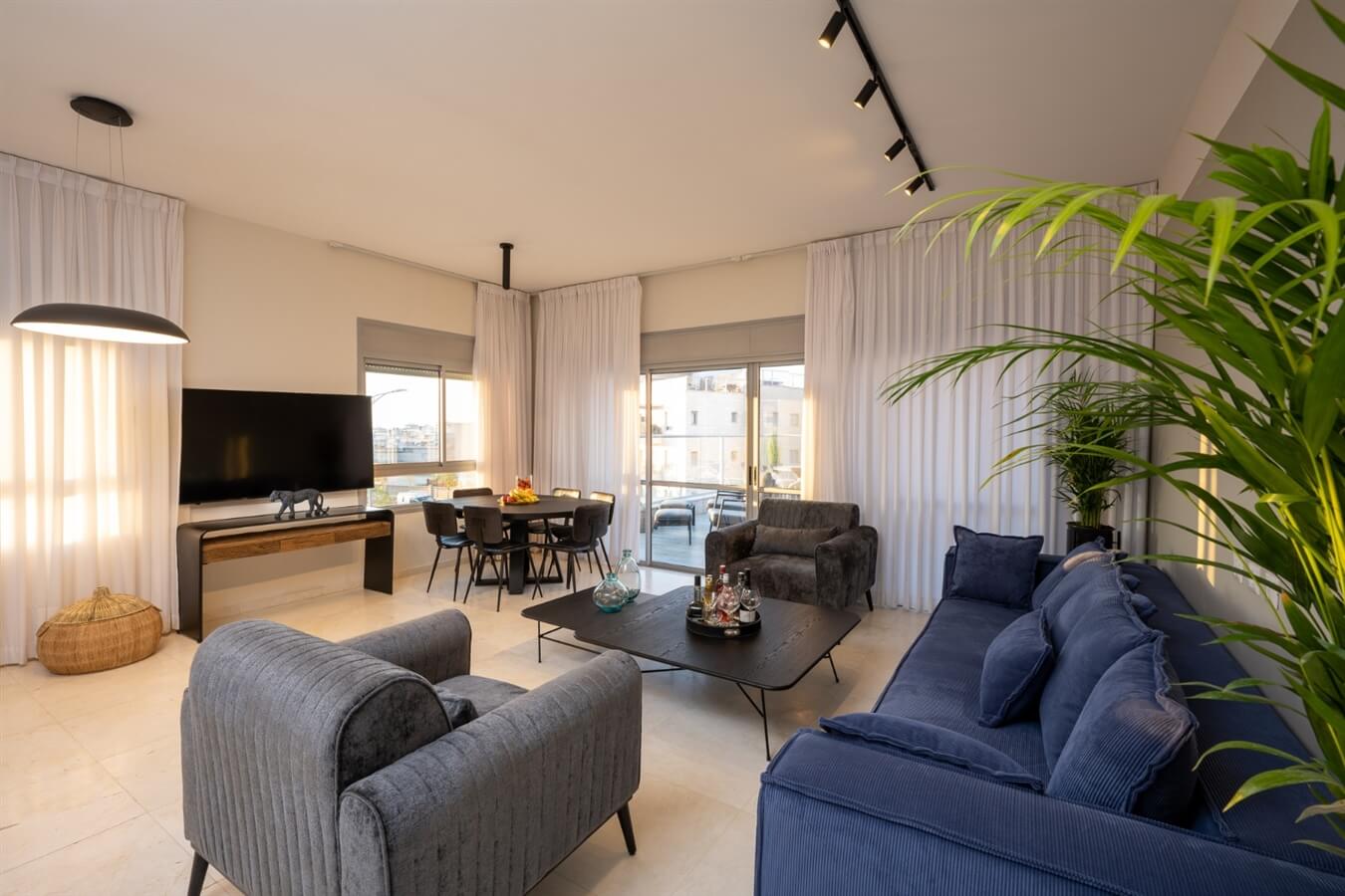 תמונה של הפנטהאוז - 2 תמונה של הפנטהאוז - 2