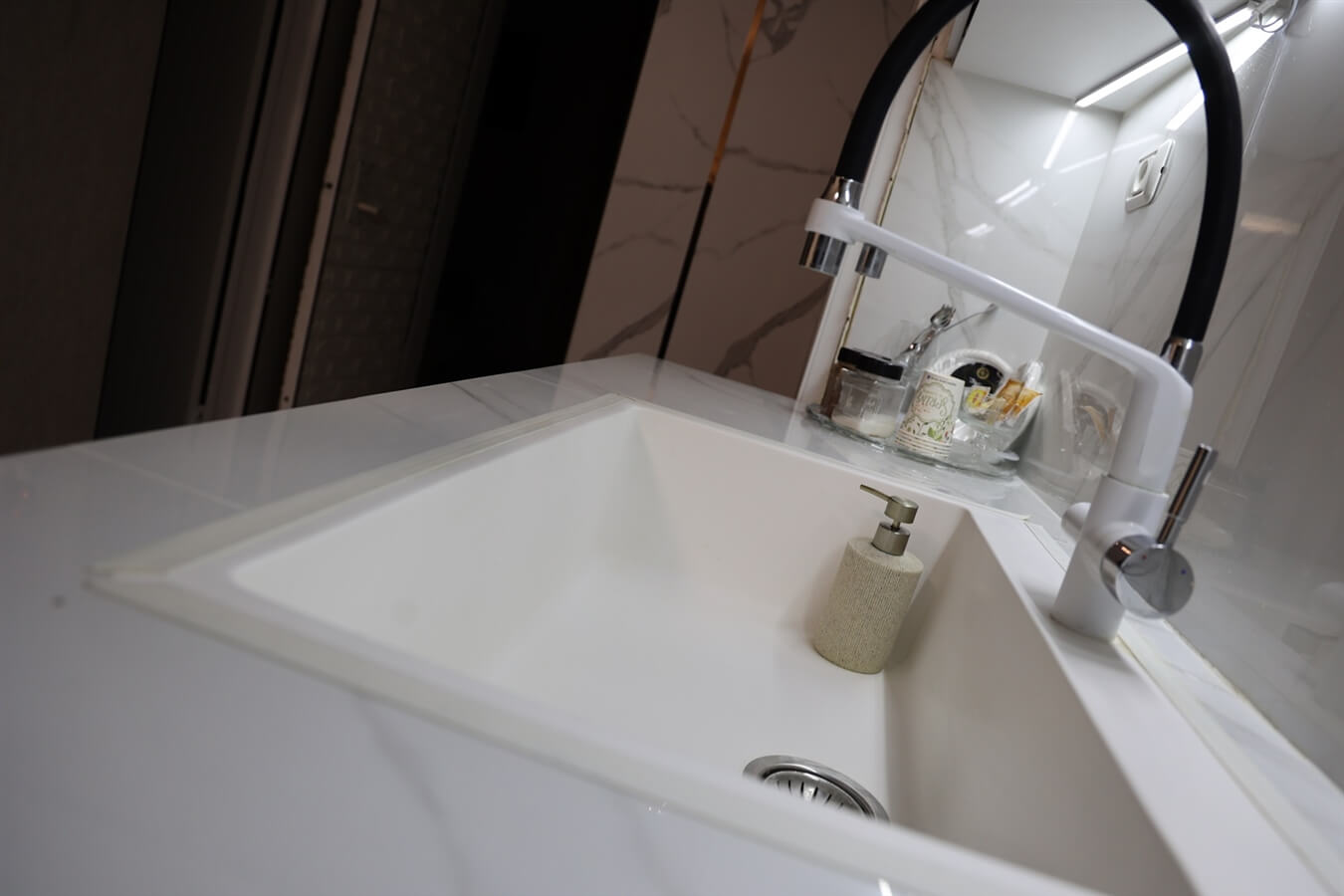 תמונה של הסוויטה - 12