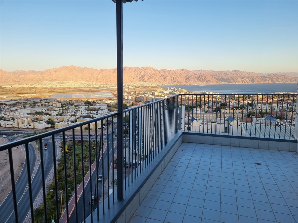 תמונה של דירת גג 1105 - 1 תמונה של דירת גג 1105 - 1