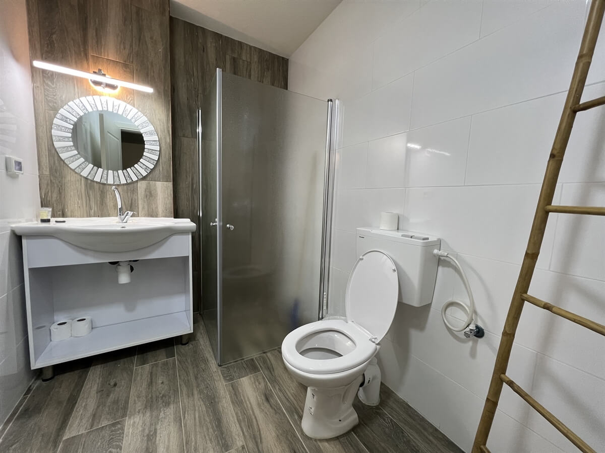 תמונה של חדרי אירוח - 4