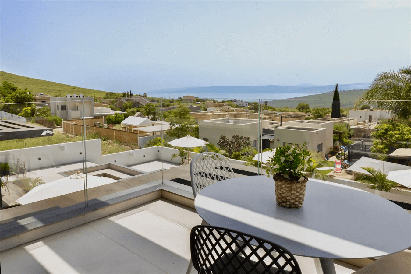 תמונה של סוויטת נוף עם ג'קוזי - 8