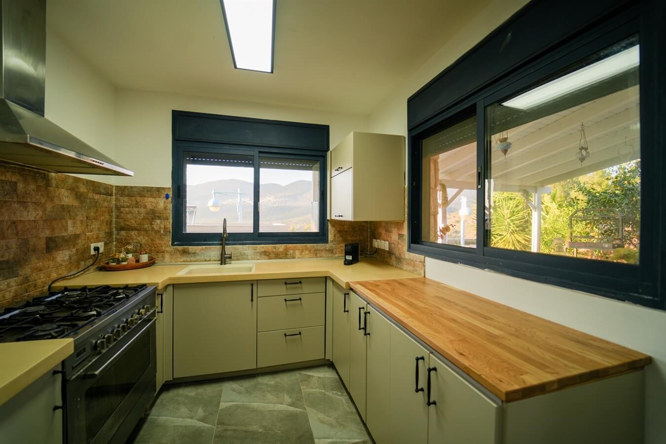 תמונה של האחוזה - 6