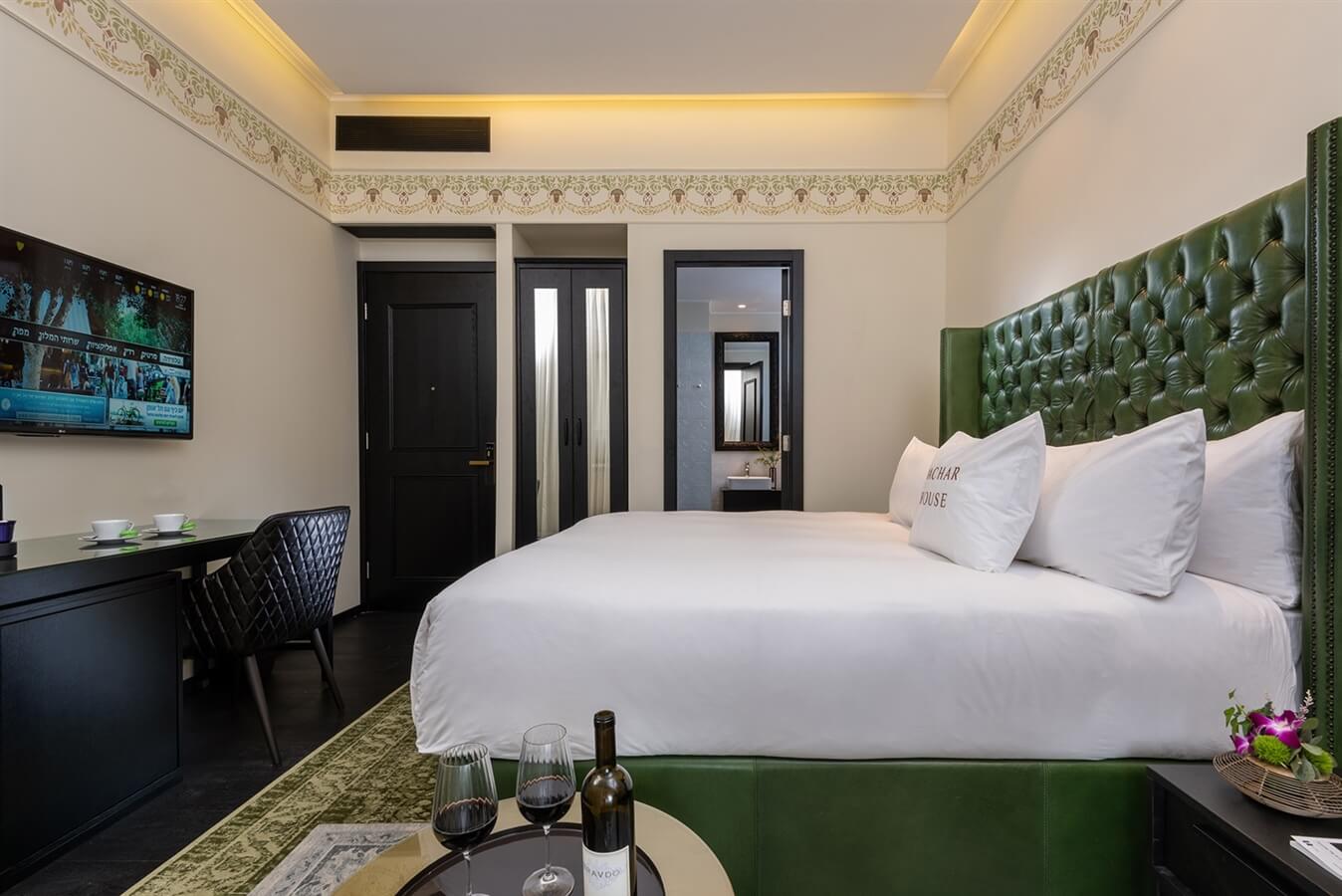 תמונה של אקזקיוטיב - 5