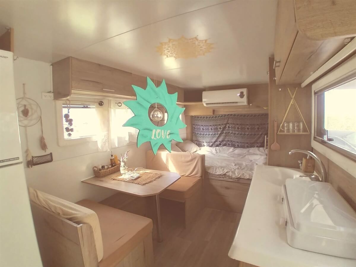 תמונה של קרוואן 1 - 2