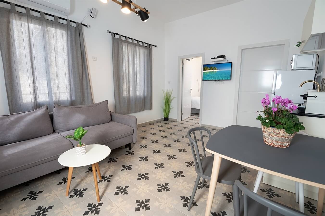 תמונה של בזלת 5 - 9