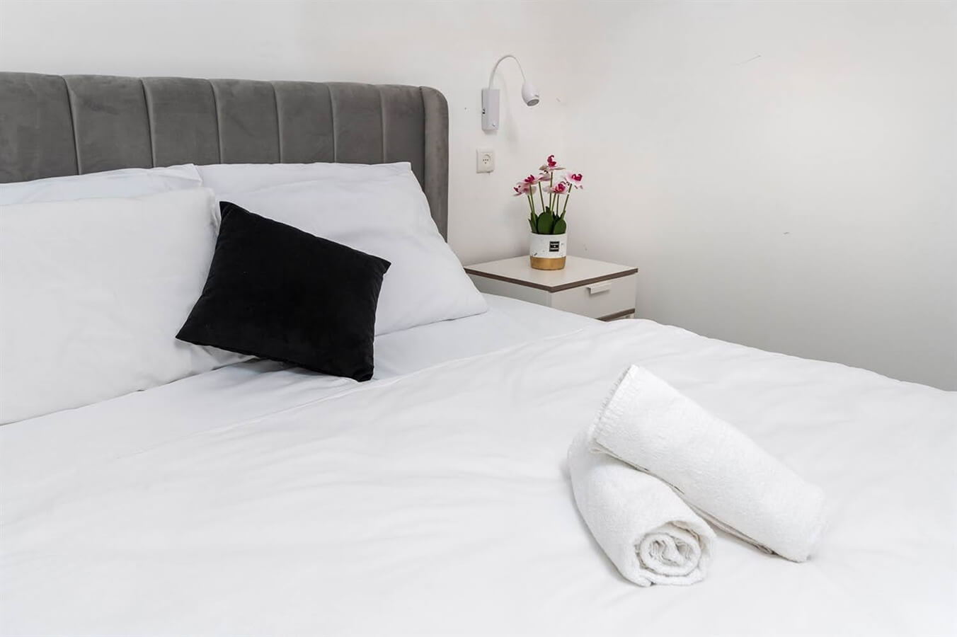 תמונה של בזלת 0 ו-1 - 8