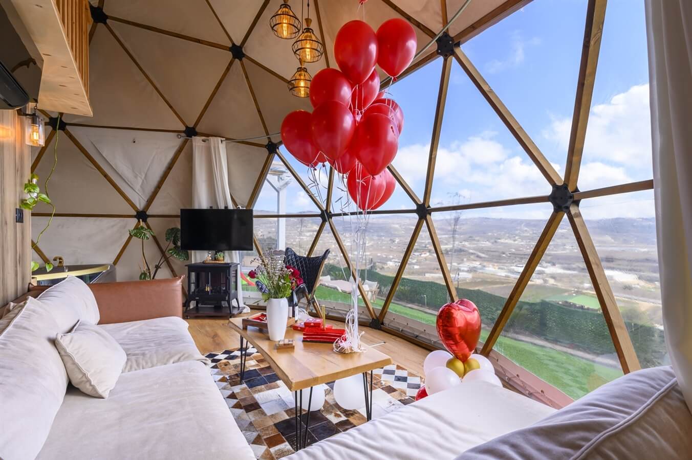 תמונה של honeymoon Dome - 2