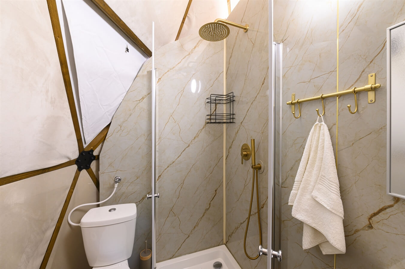 תמונה של love dome - 10