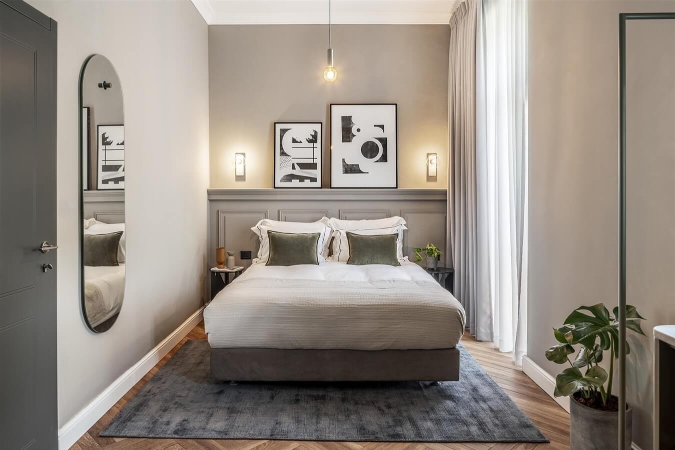 תמונה של קווין עם מרפסת - 1 תמונה של קווין עם מרפסת - 1