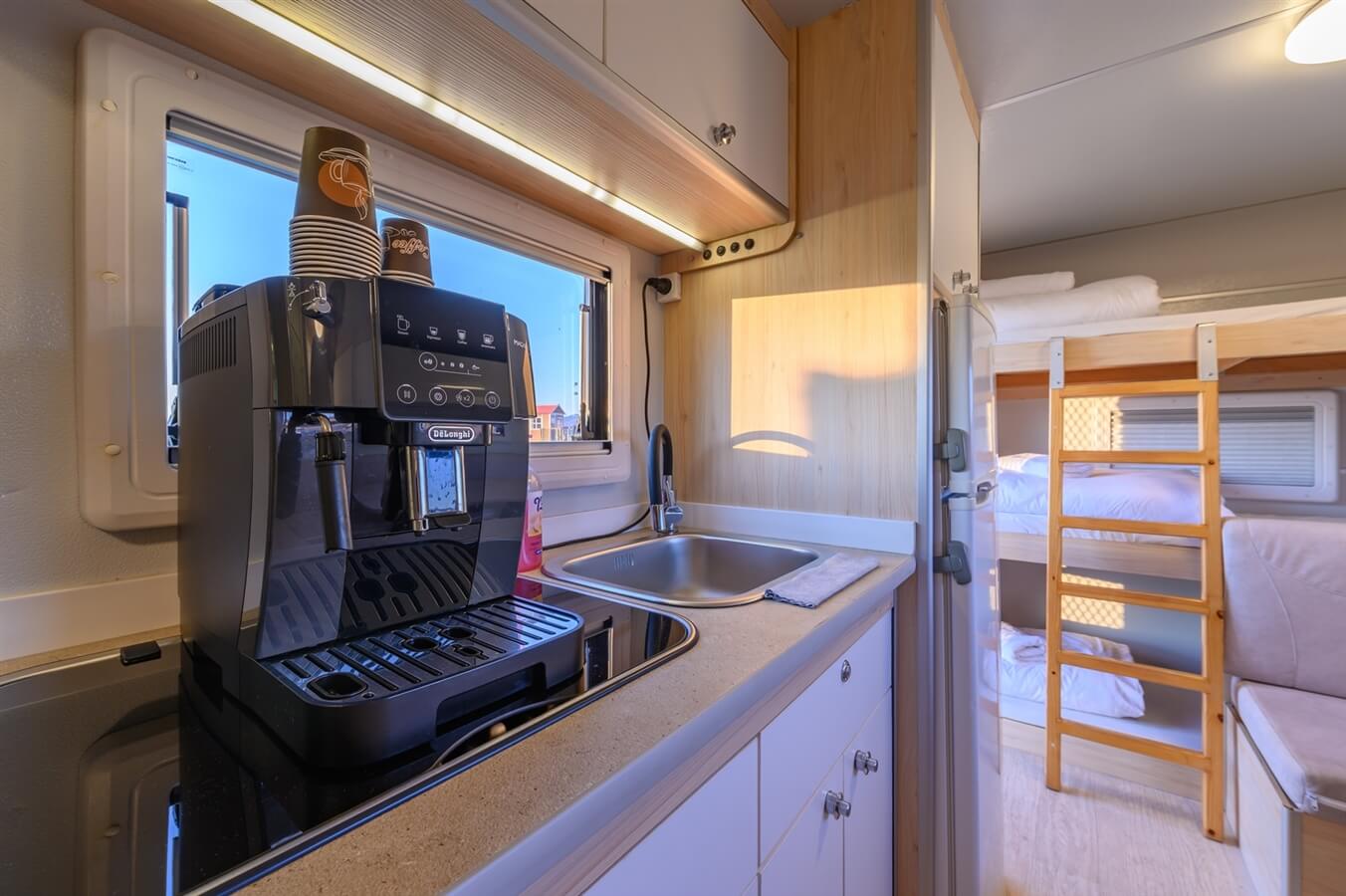 תמונה של קראוון - 8