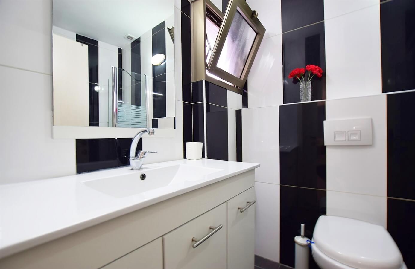 תמונה של פנים הוילה - 11