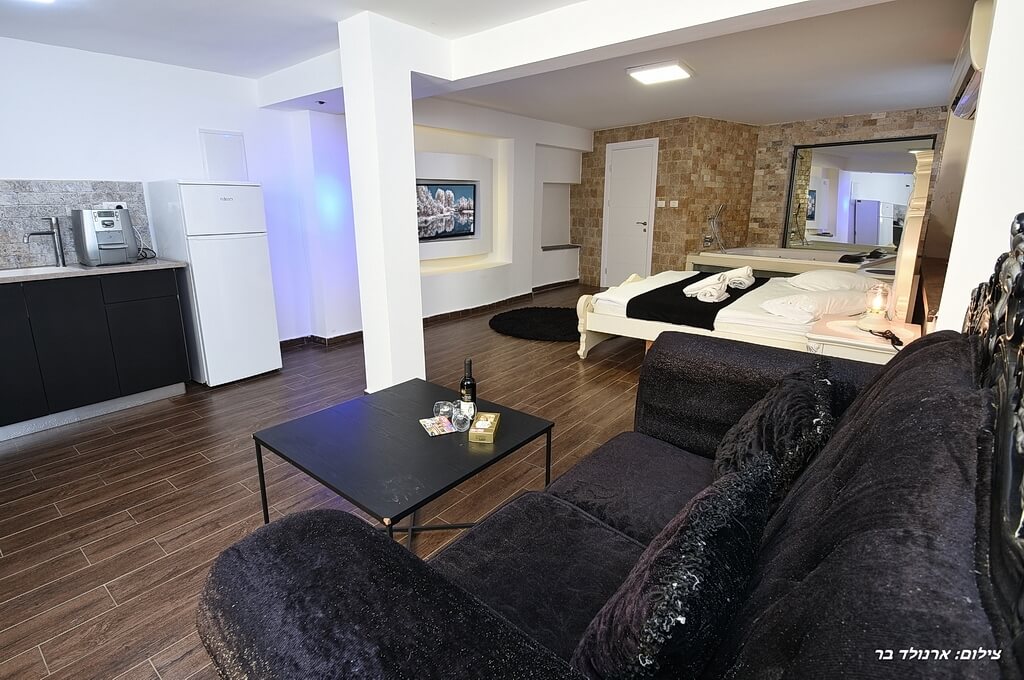 תמונה של מתחם האירוח - 5