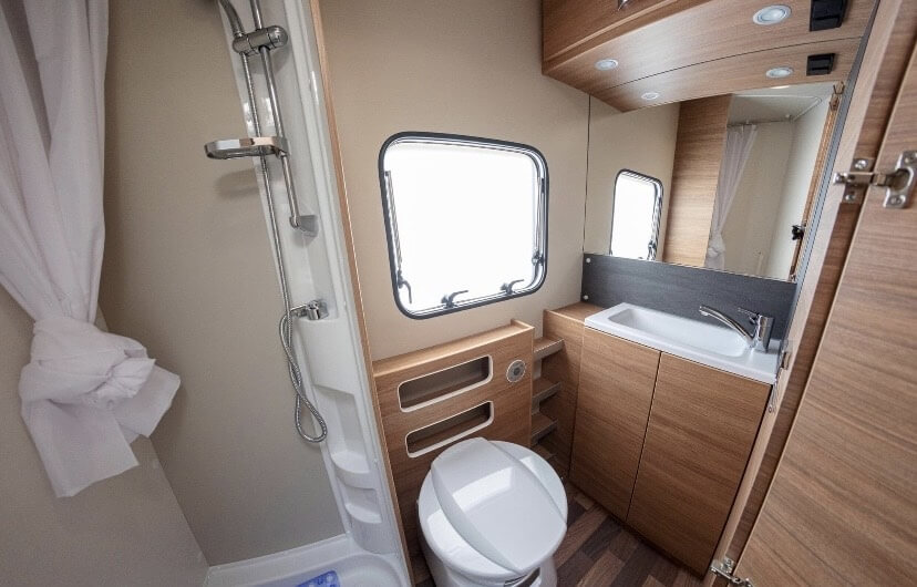 תמונה של 550- 7 אנשים - 5