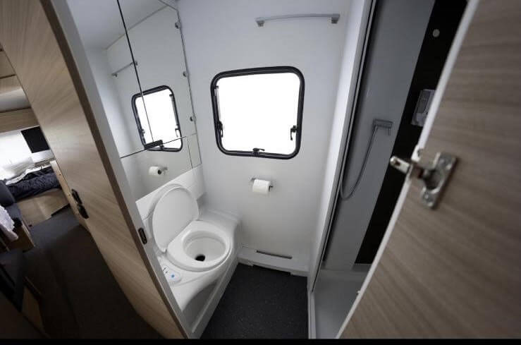 תמונה של 552 - 7 אנשים - 7