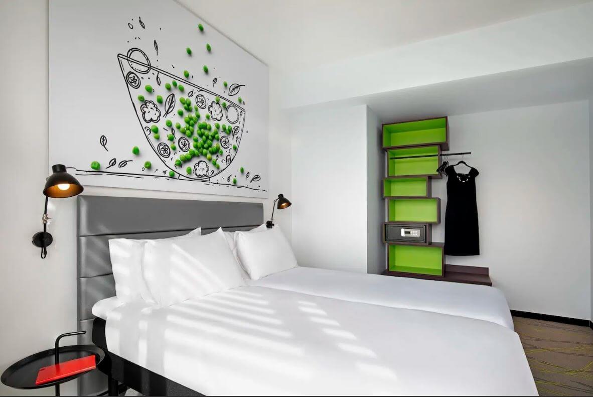 תמונה של סטנדרט - 2 מיטות נפרדות ומרפסת - 2