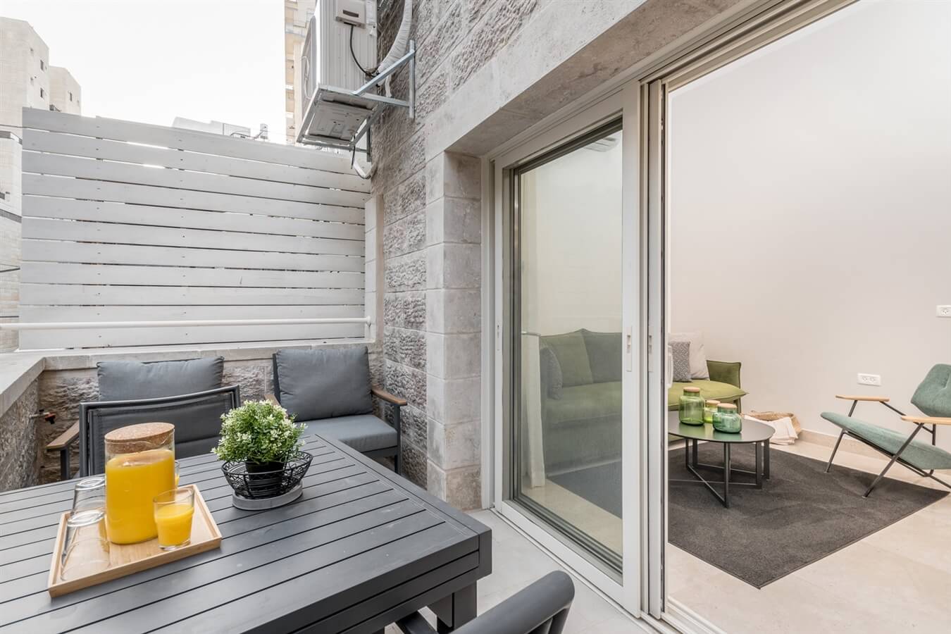 תמונה של סוויטה 3 - 10