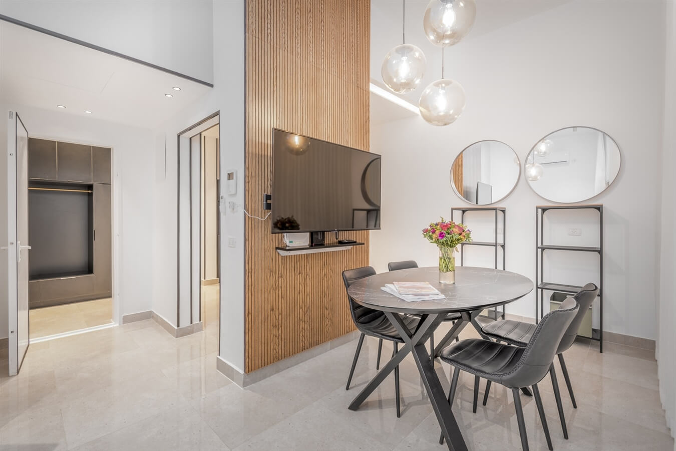 תמונה של סוויטה 3 - 4