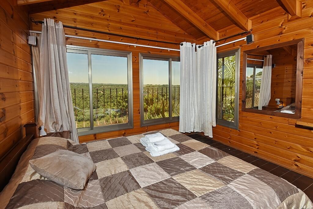 תמונה של בקתת חופית - 2