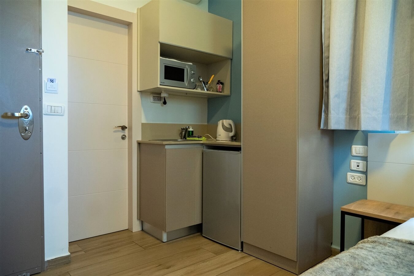 תמונה של באדג'ט - 3