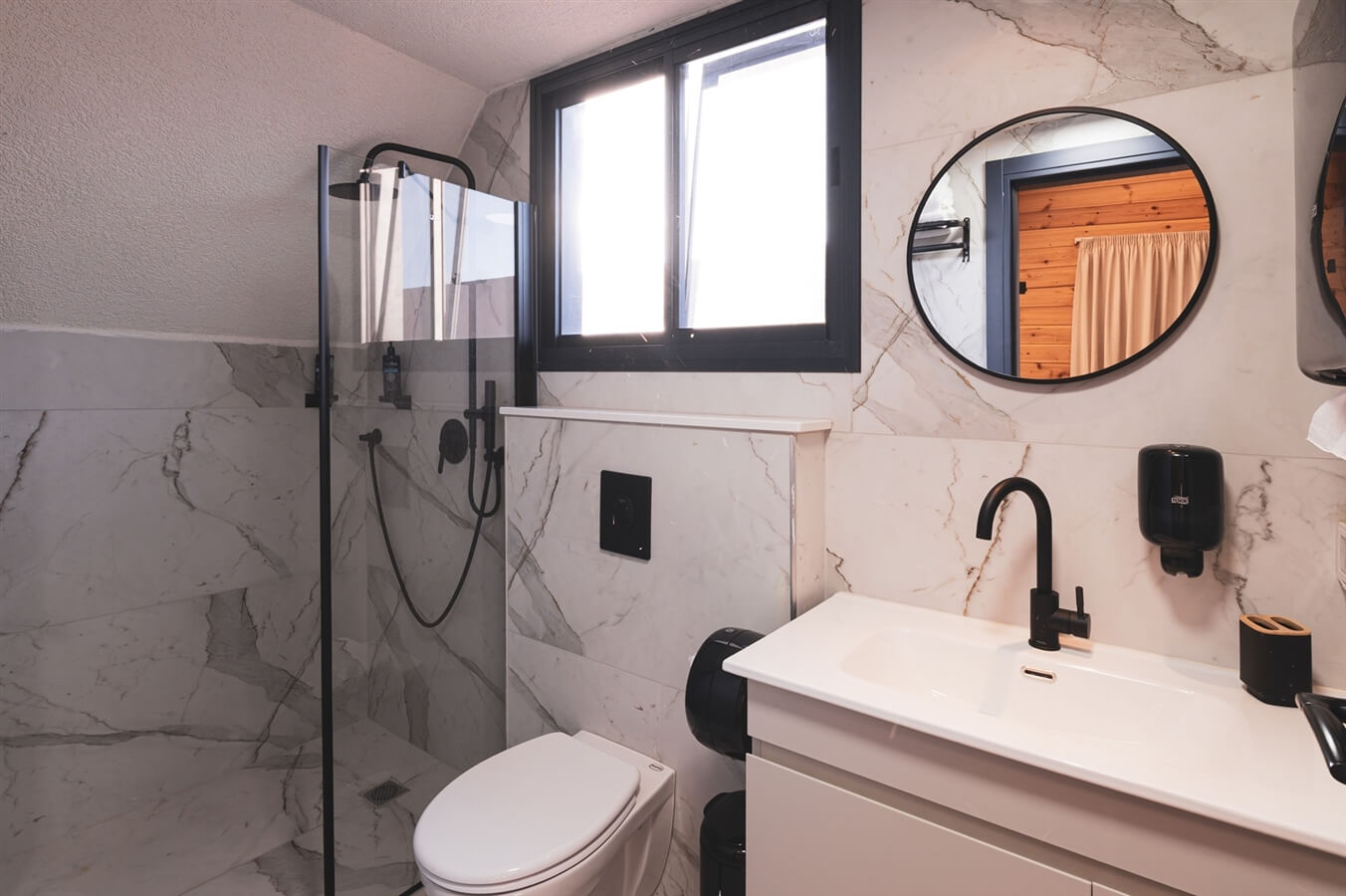 תמונה של יחידות אירוח - 7