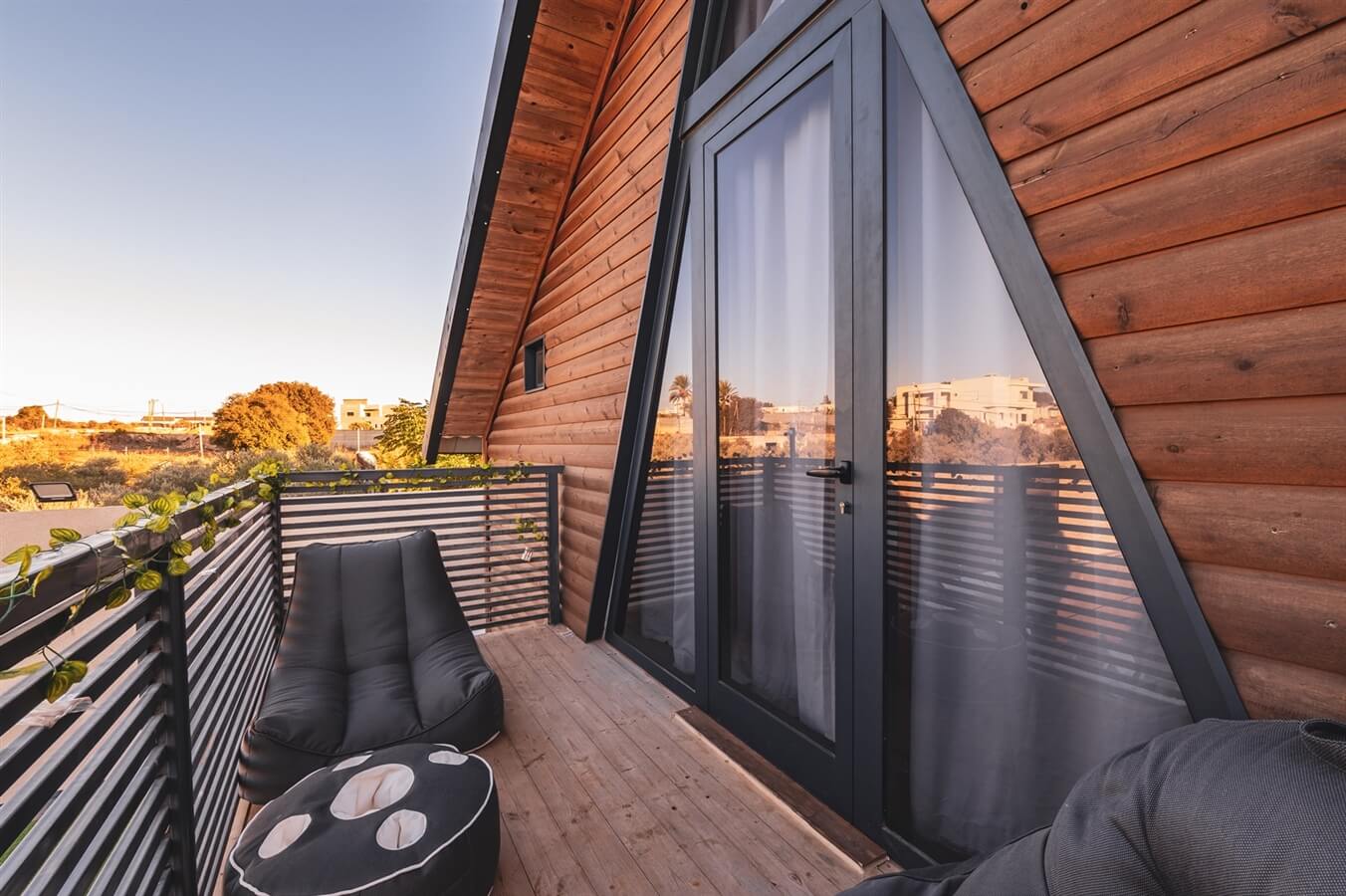 תמונה של יחידות אירוח - 24