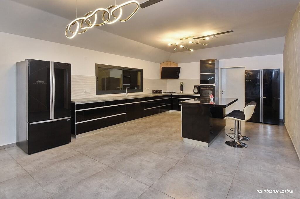 תמונה של סוויטה 3 - 3