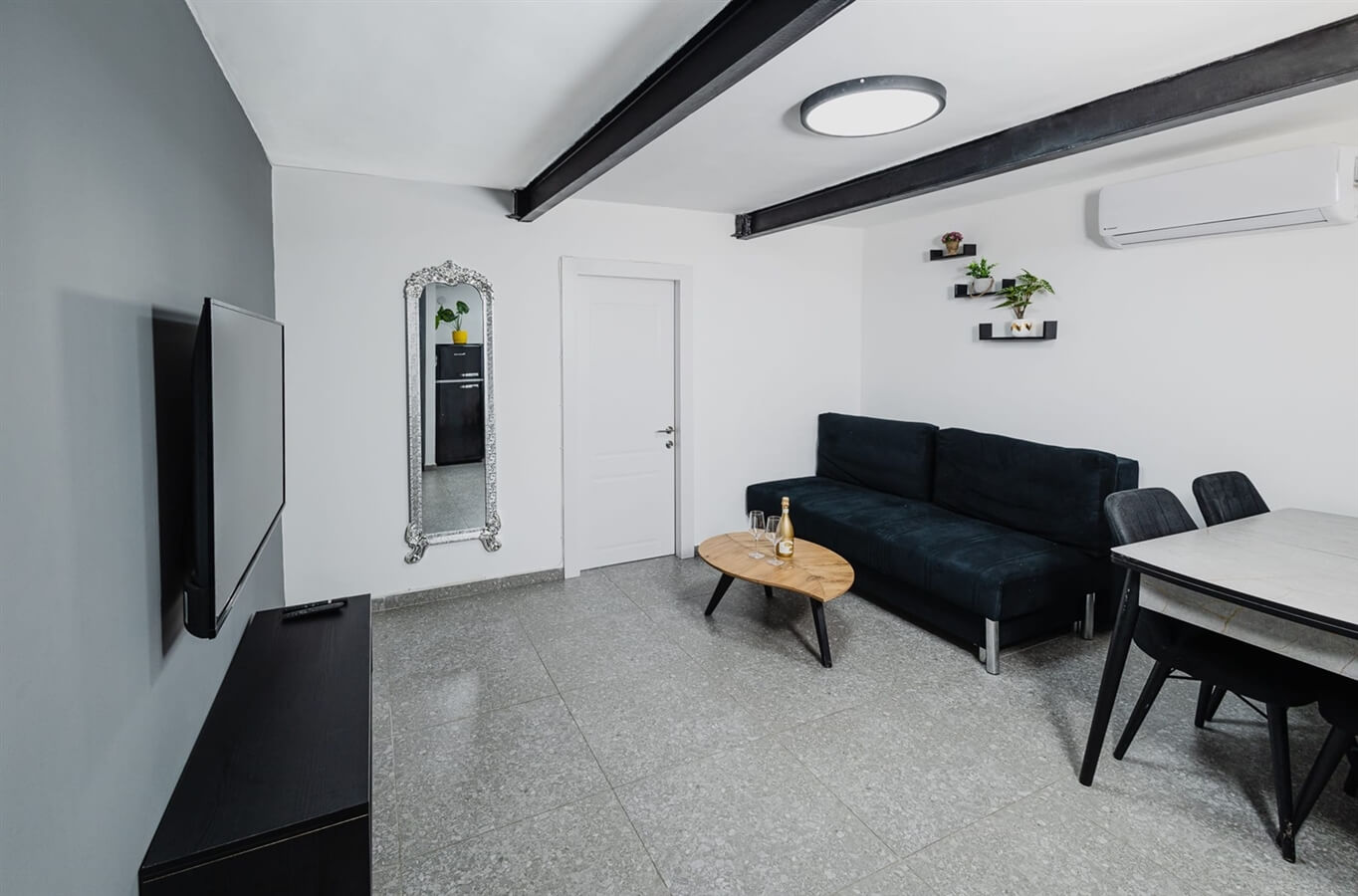 תמונה של סוויטה 5 - 3 תמונה של סוויטה 5 - 3