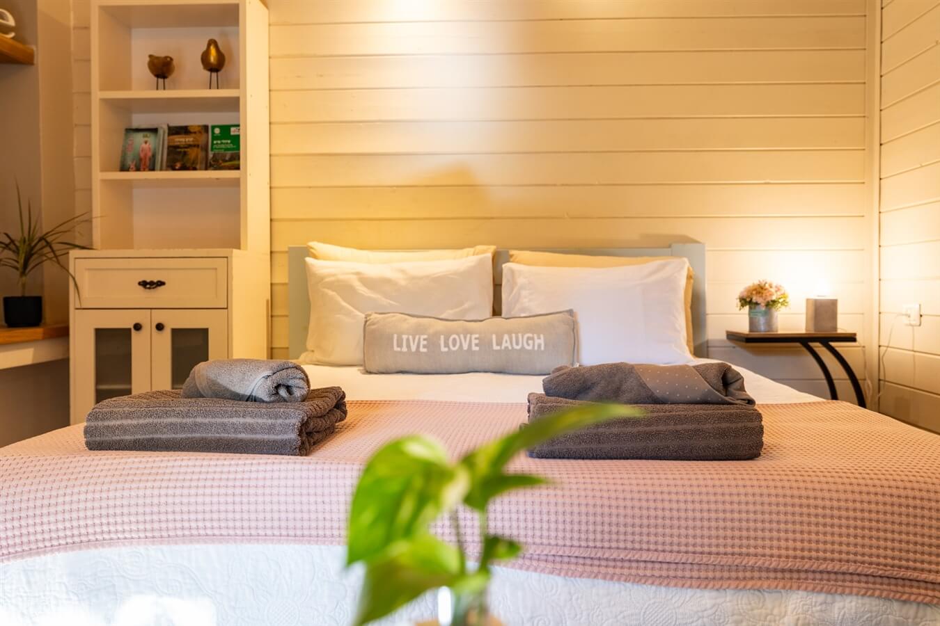 תמונה של יחידות אירוח - 5