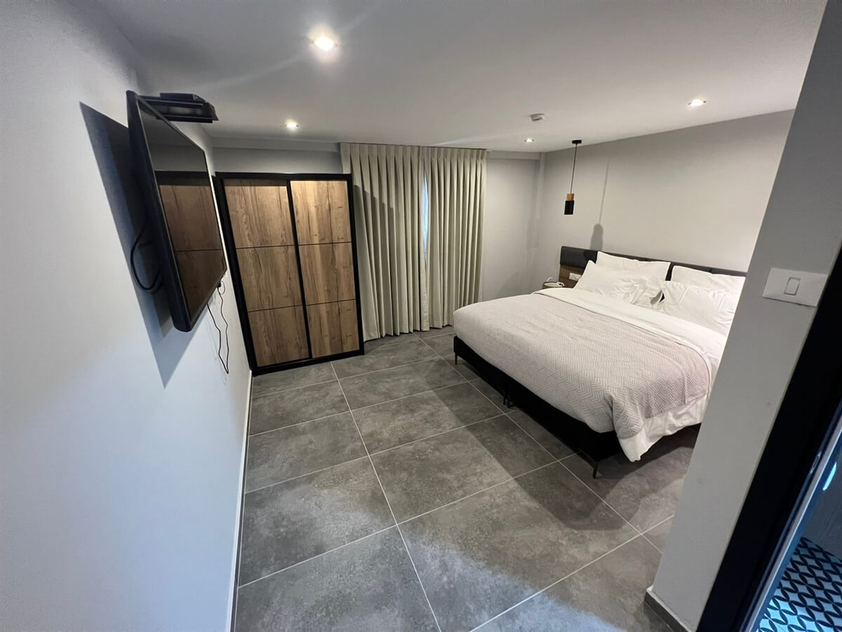 תמונה של תרשיש - 1 תמונה של תרשיש - 1