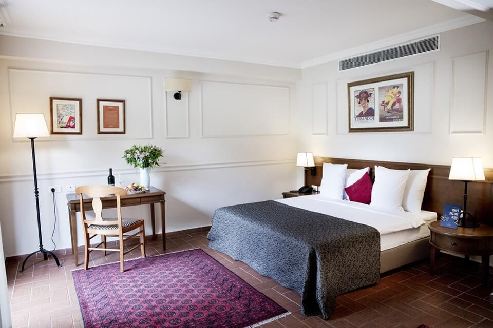 תמונה של חדר קלאסיק עם מרפסת - 4