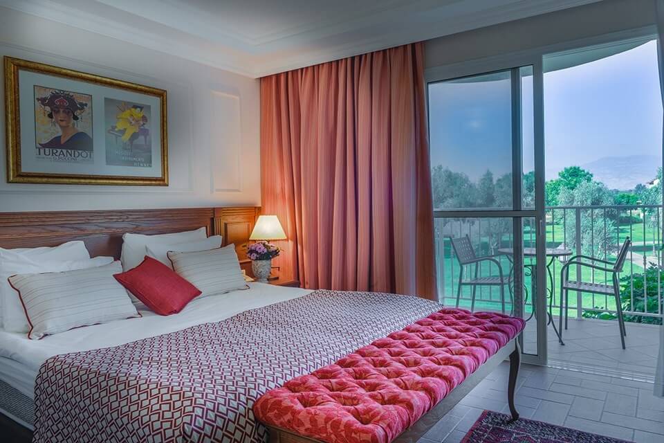 תמונה של חדר קלאסיק עם מרפסת - 5