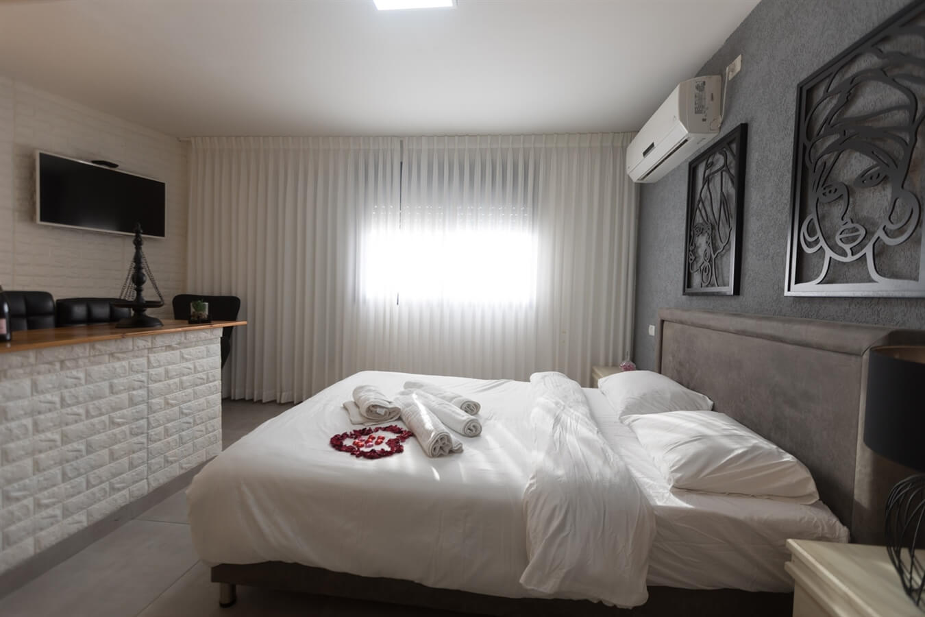 תמונה של סוויטה עם ג'קוזי - 3