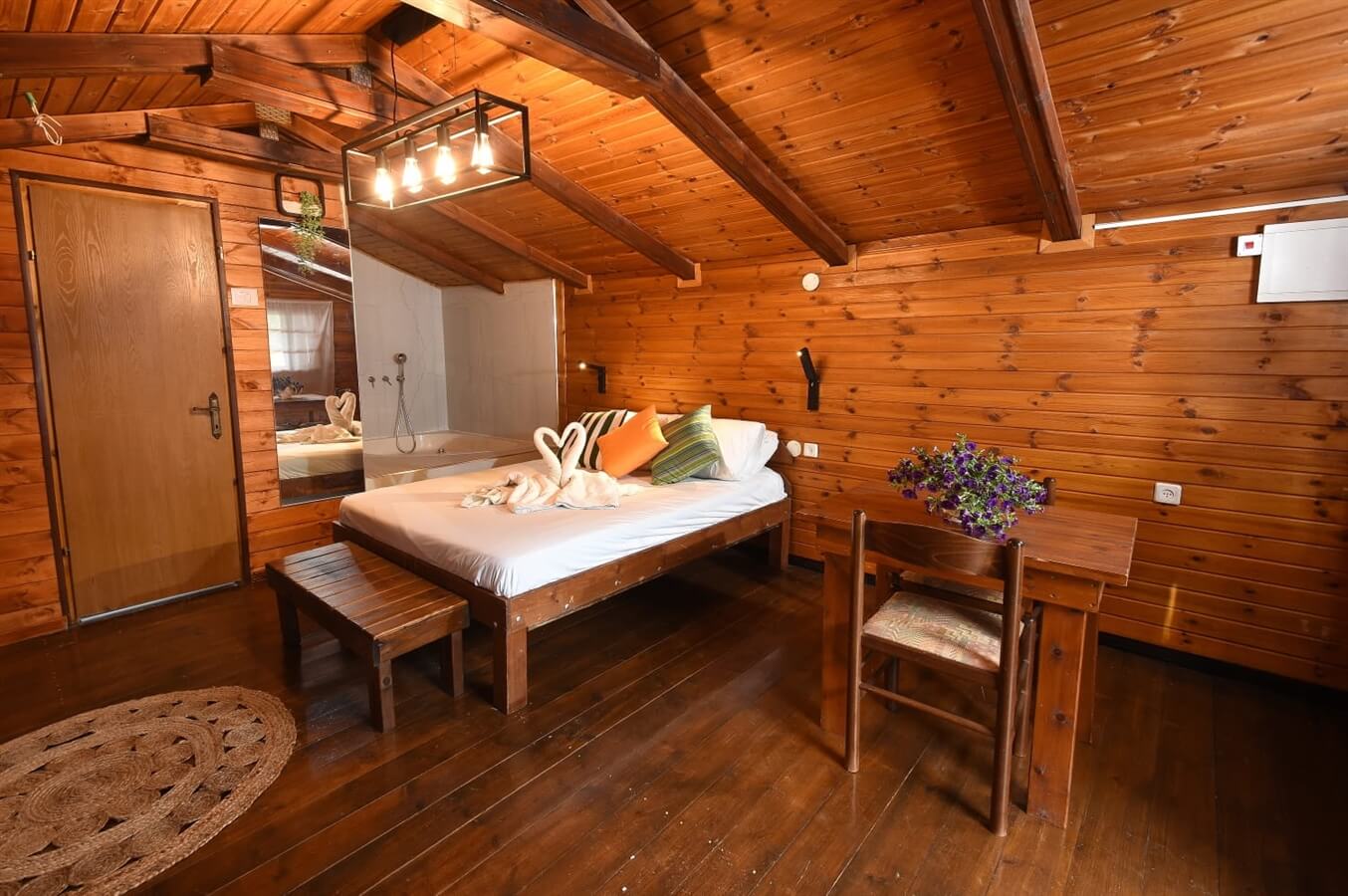 תמונה של הבקתות הרומנטיות - 3