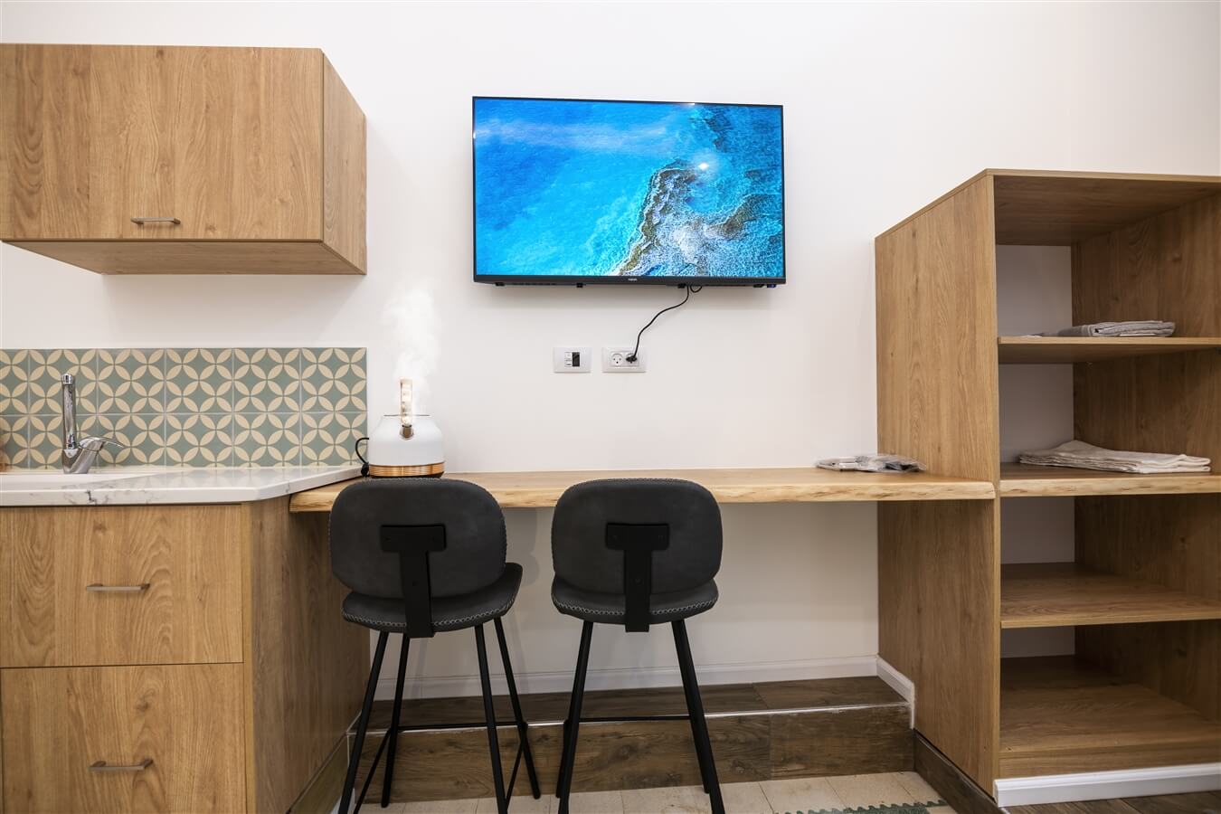 תמונה של סוויטה 3 - 8