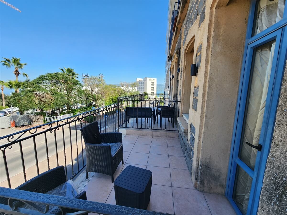 תמונה של חדר סטודיו עם מרפסת - 7