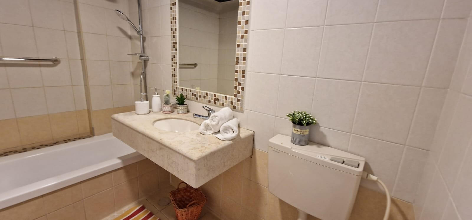 תמונה של חדר סטודיו עם מרפסת - 15