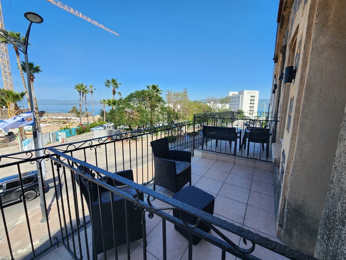 תמונה של חדר סטודיו עם מרפסת - 6