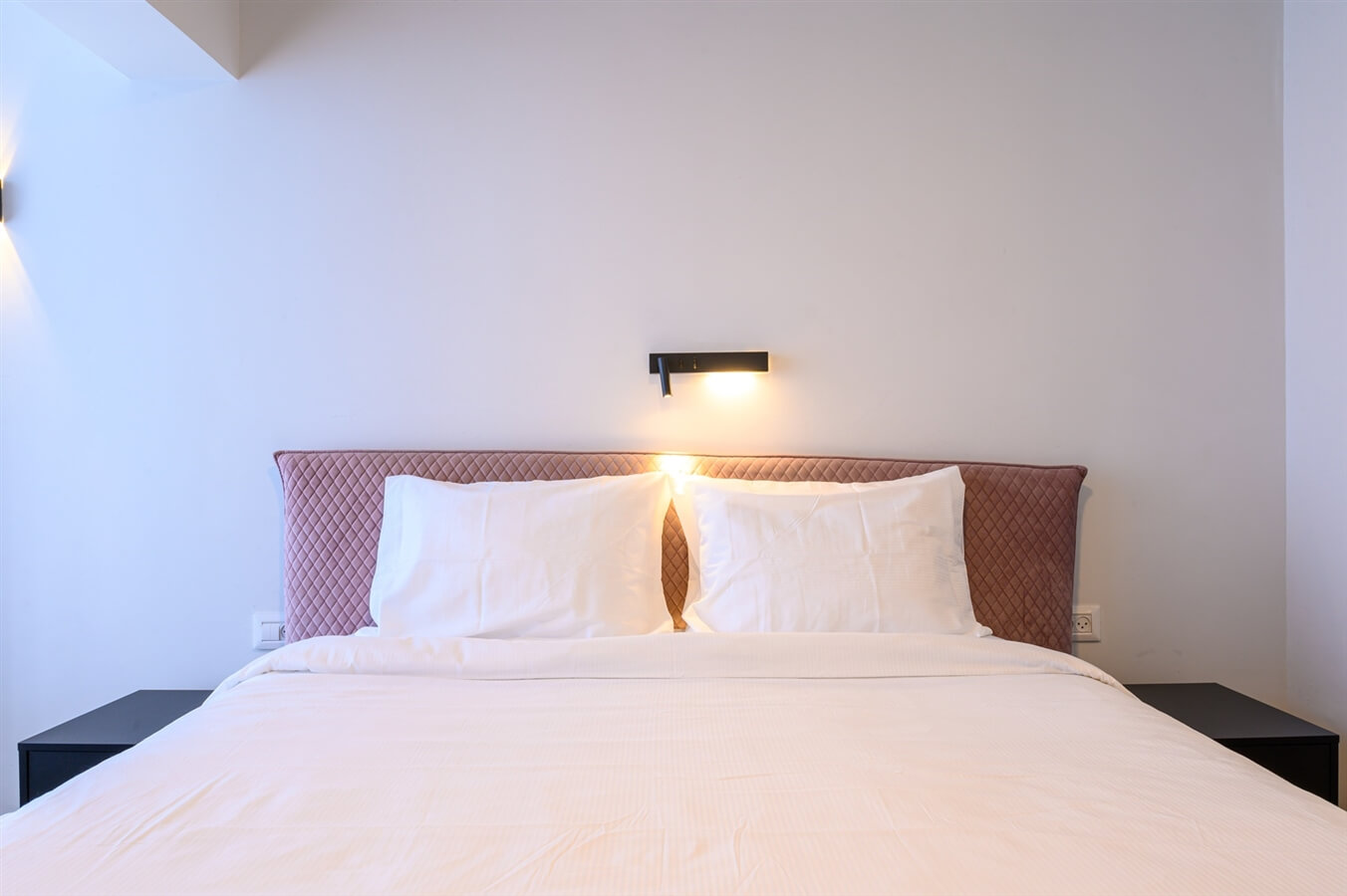 תמונה של סוויטות עם נוף לבריכה / עיר - 3