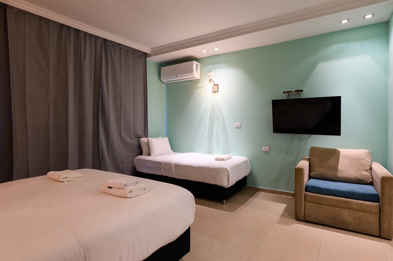 תמונה של חדר קלאסיק טריפל עם נוף לים - 5