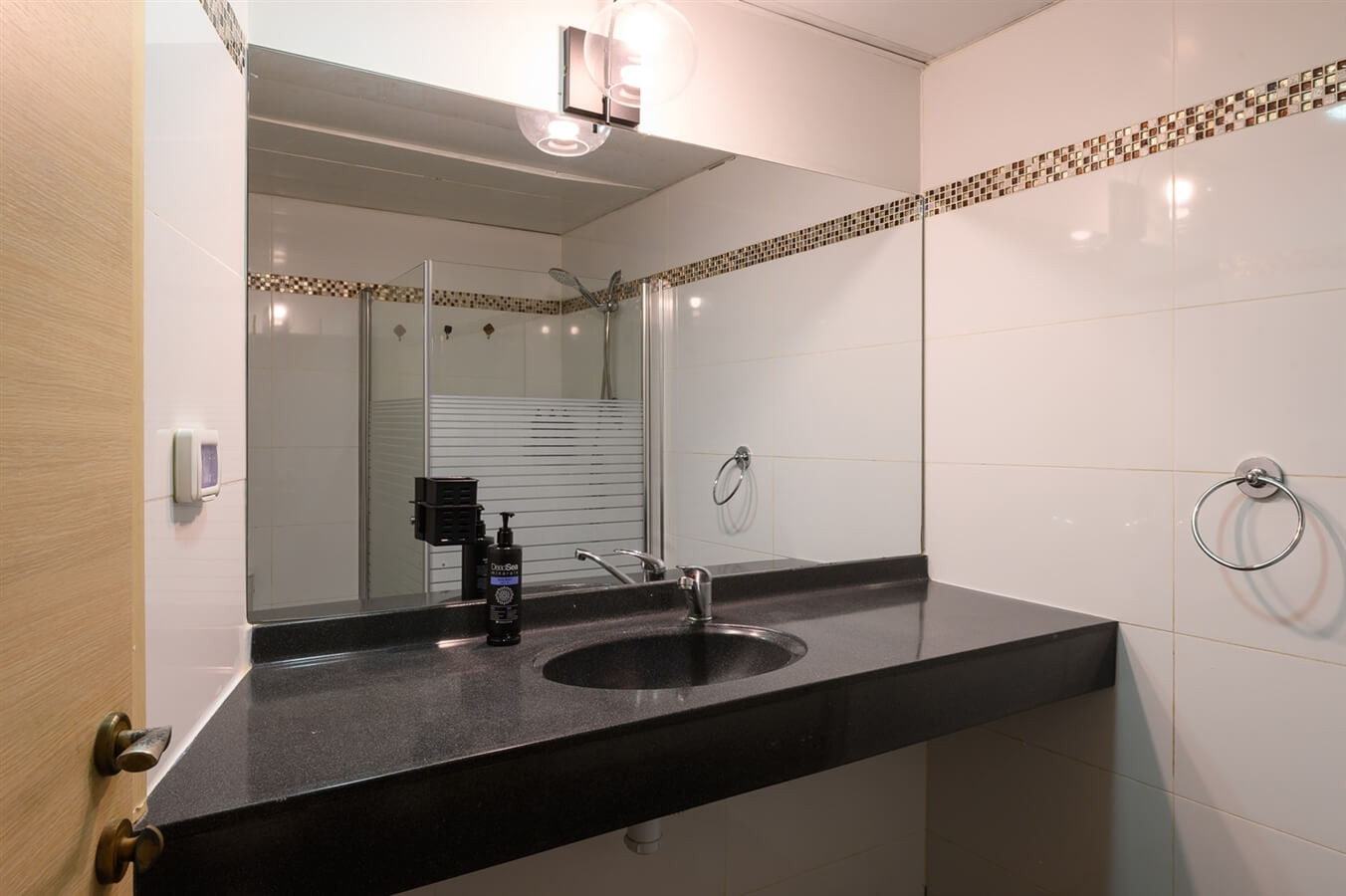 תמונה של חדר סטנדרט זוגי עם נוף לים - 7