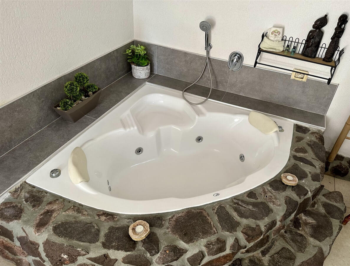 תמונה של סוויטת בזלת - 7 תמונה של סוויטת בזלת - 7