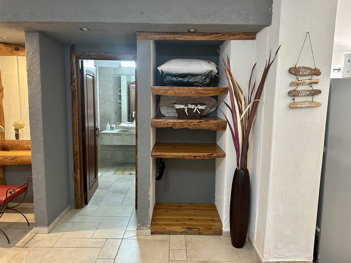 תמונה של סוויטת בזלת - 5 תמונה של סוויטת בזלת - 5