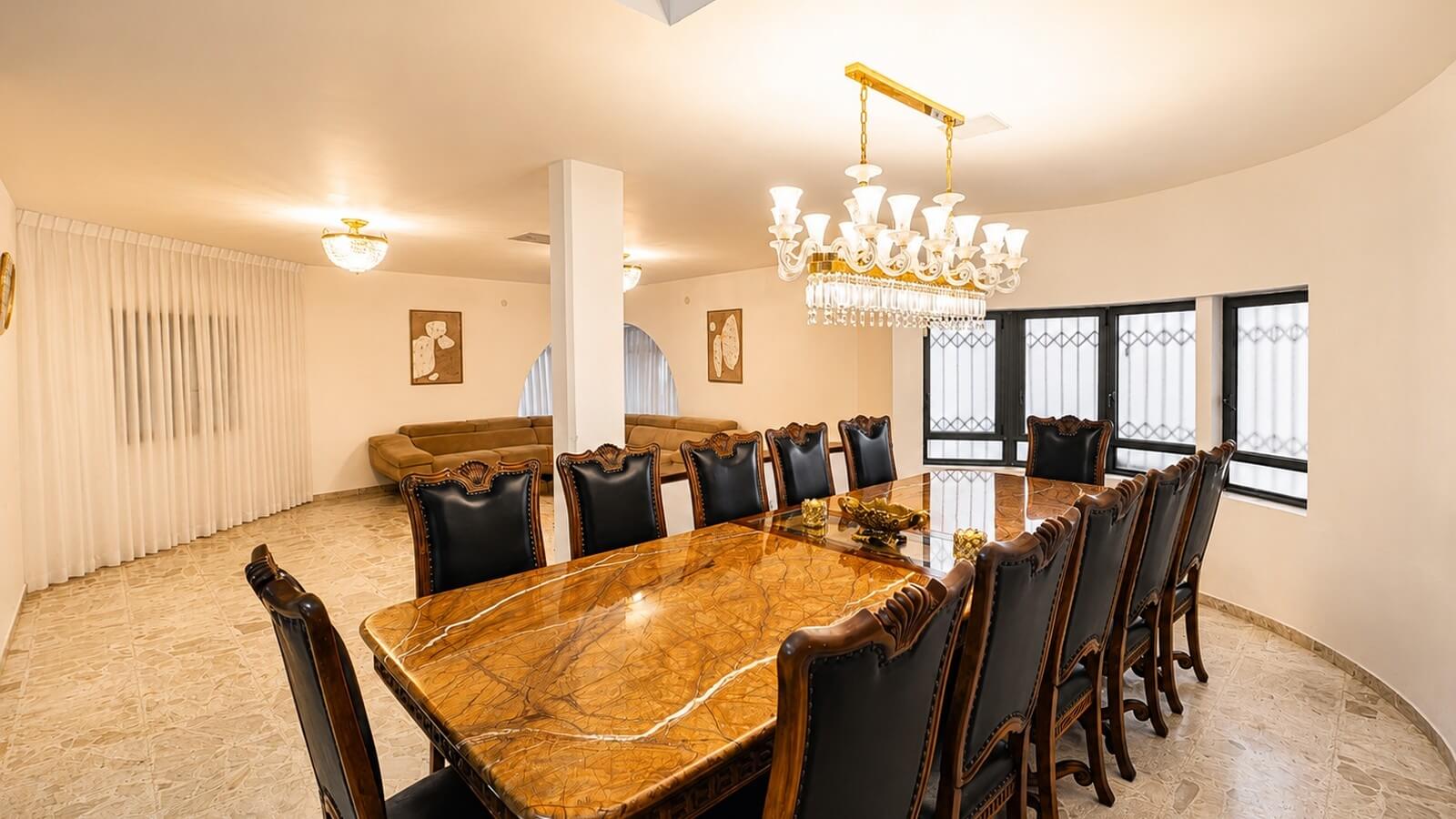 תמונה של וילה חצר וסלון - 7 תמונה של וילה חצר וסלון - 7